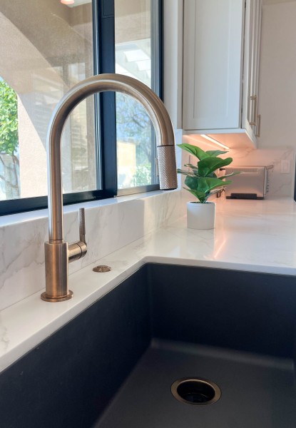 Matte-Gold-Kitchen-Fixtures