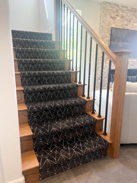 Modern-Dark-Staircase-Carpet