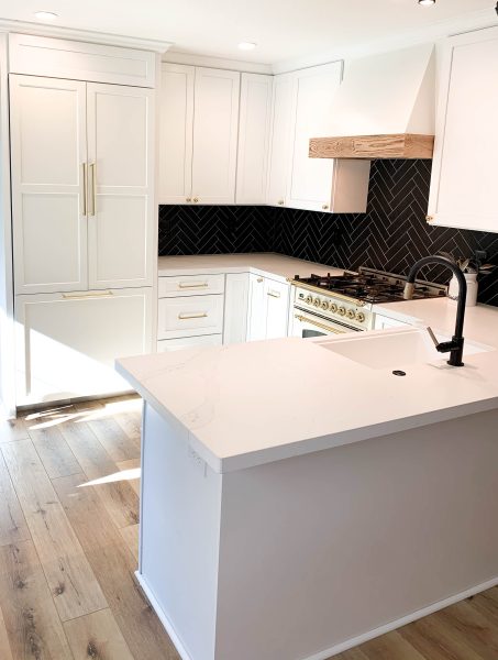 Black-and-White-Kitchen-Design